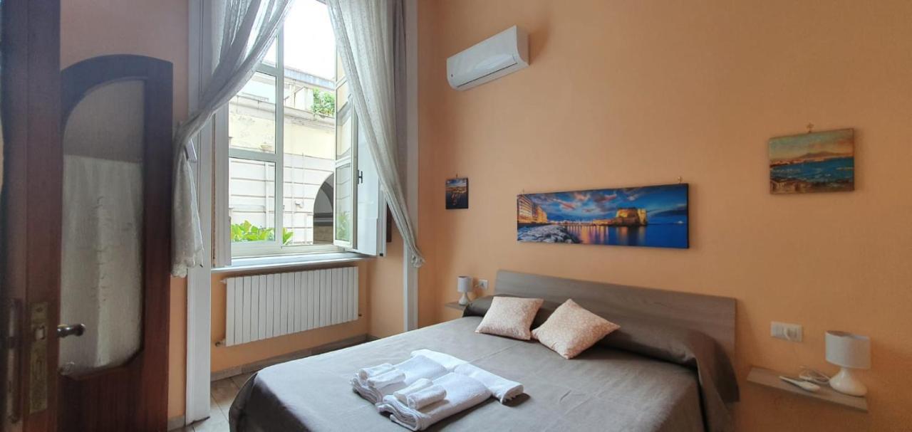 Bed & Breakfast Le Vie Del Centro - Napels